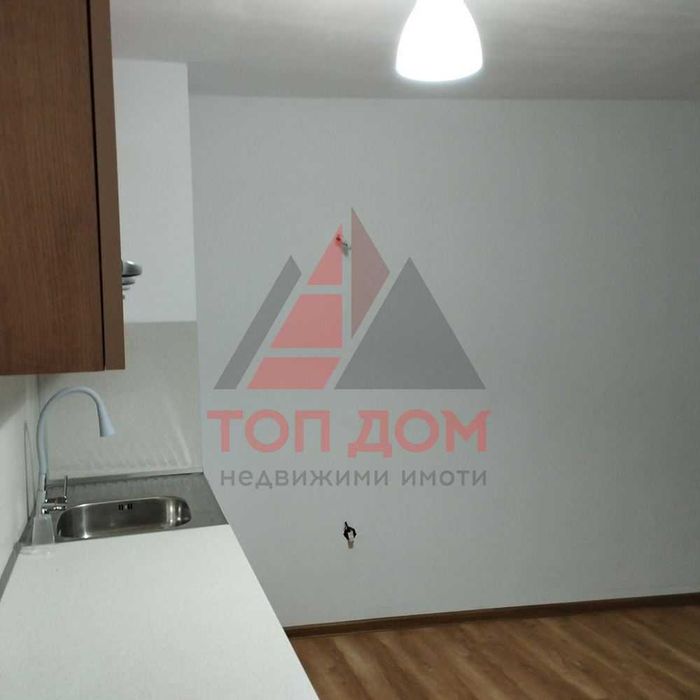 Дава се под наем Едностаен апартамент в Варна, Погреби - 45 кв.м за 306 € - Снимка #1