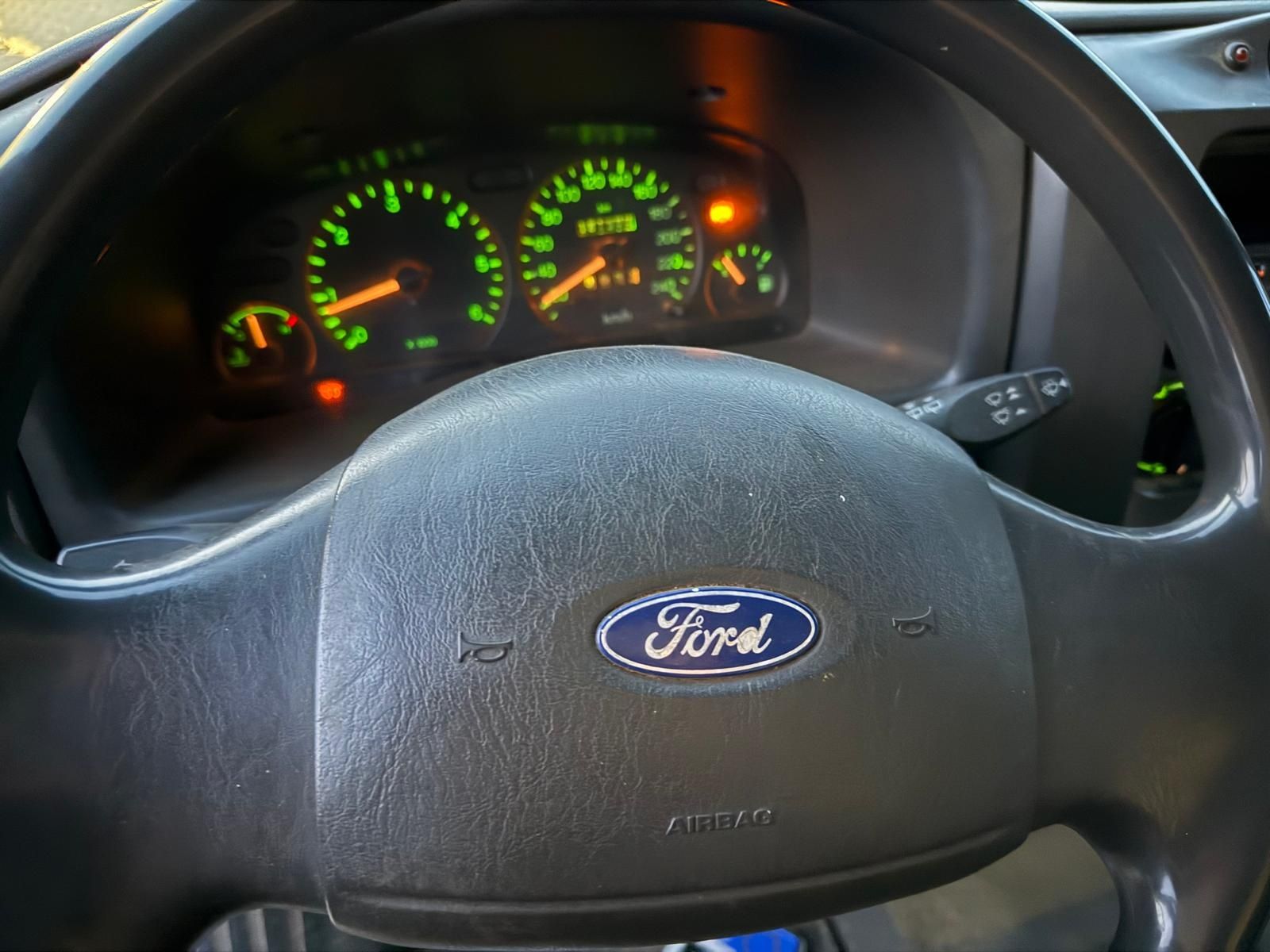 Vând Ford Transit