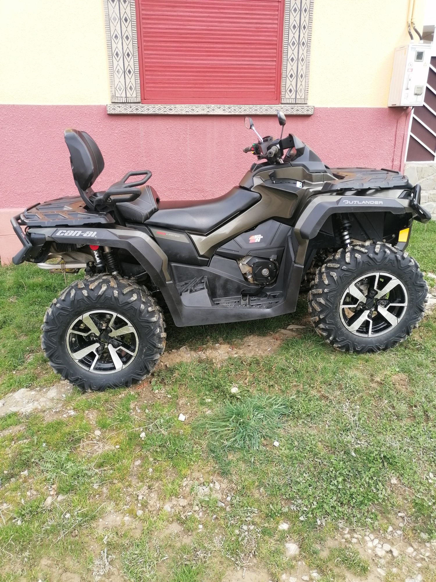 Persoană fizica, vănd ATV CAN AM outlander MAX LİMİTED  1000 R / 2020