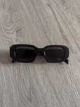 ochelari de soare prada