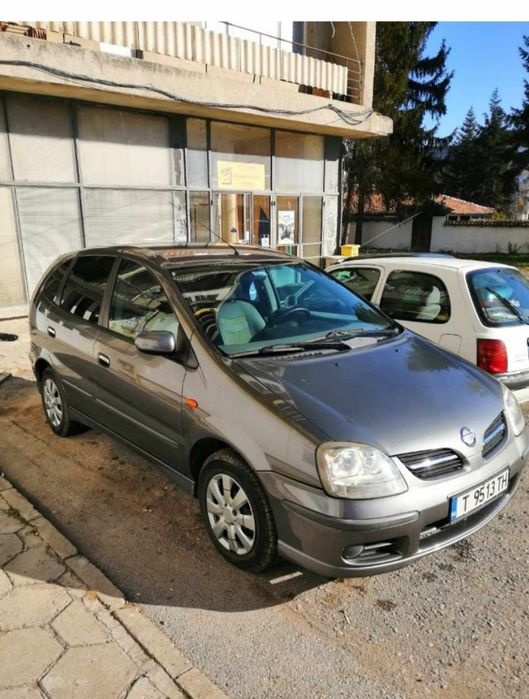 Автомобили Nissan Almera Tino