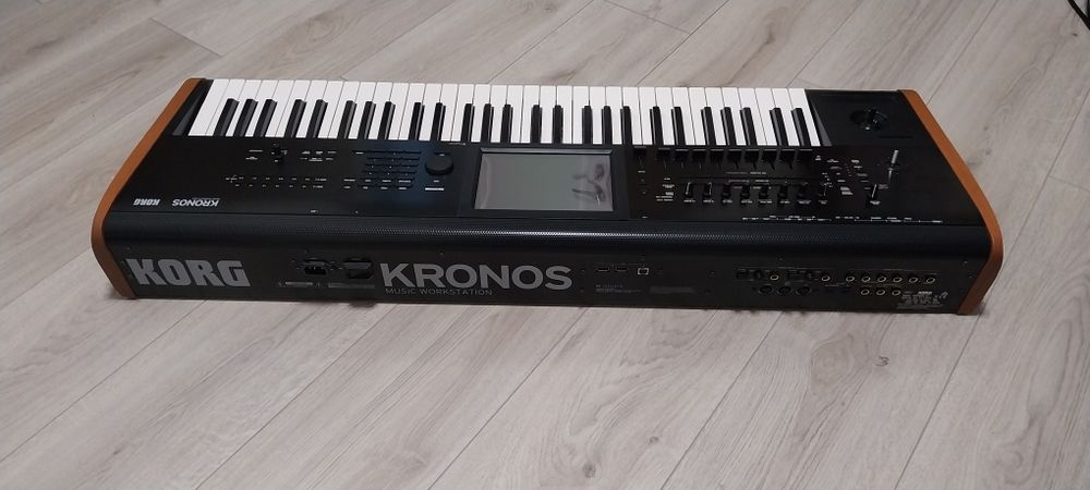 Korg kronos 2 Ca nou