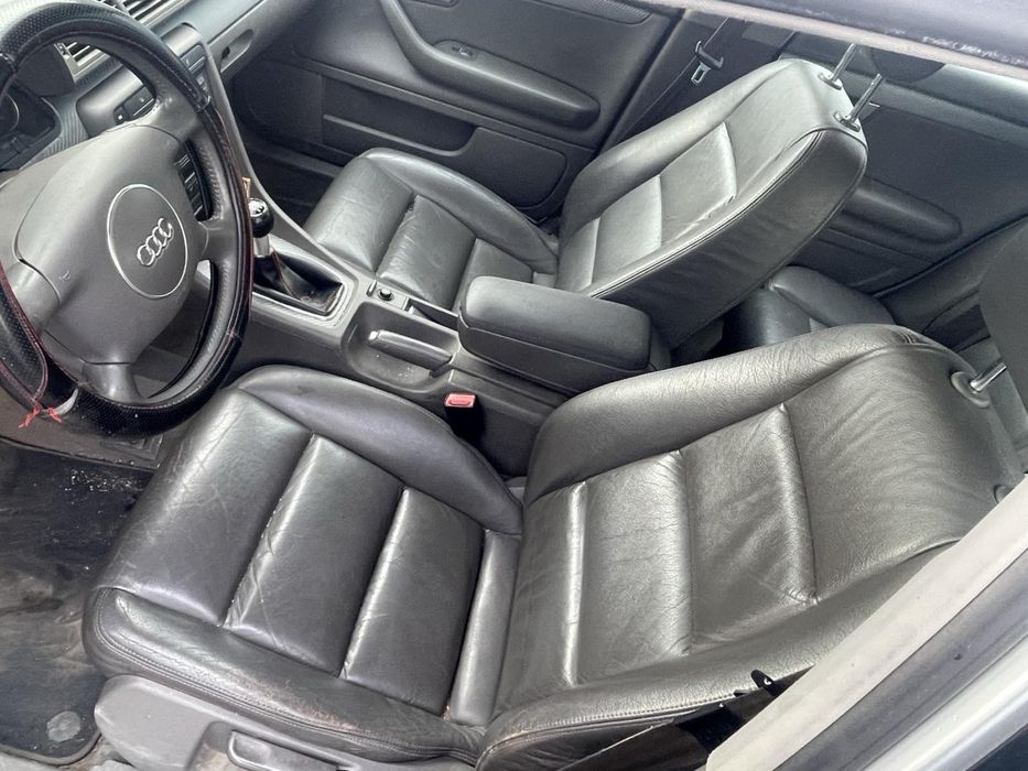 Audi A4 B6 2.0i на части
