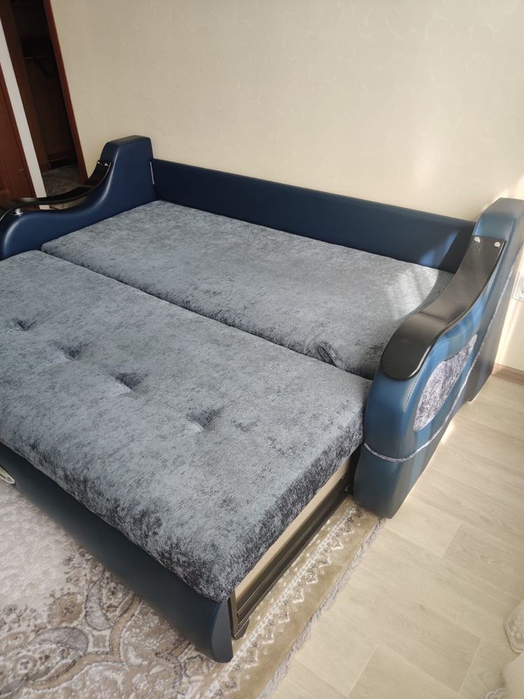 Продам диван в отличном состоянии!