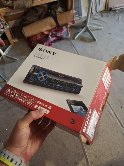 Продам магнитолу sony