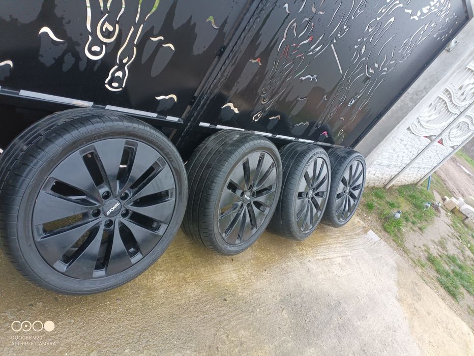 Jante 5×112 R18 cu cauciucuri ramflet