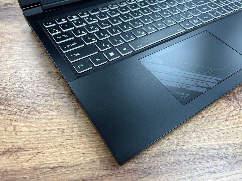 RTX 4060-8gb THUNDEROBOT g5 Core i5-12/ОЗУ 16/SSD 512 Игровой Мощный