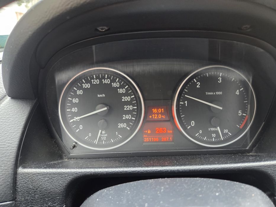 Vand BMW X1 X-drive An 2012