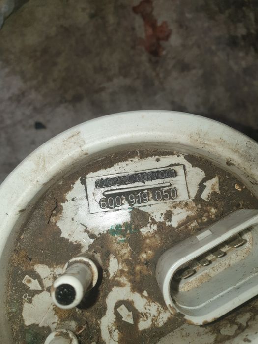 Vând pompa din rezervor  Skoda fabia diesel