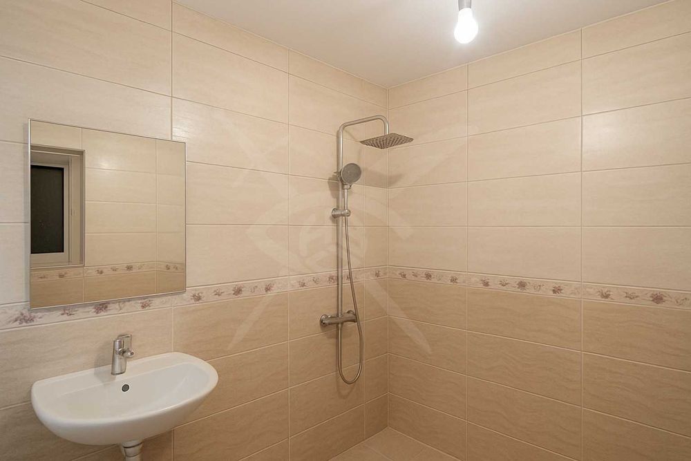 Продава се Двустаен апартамент в Пловдив, Южен - 65 кв.м за 1993 €/кв.м - Снимка #3