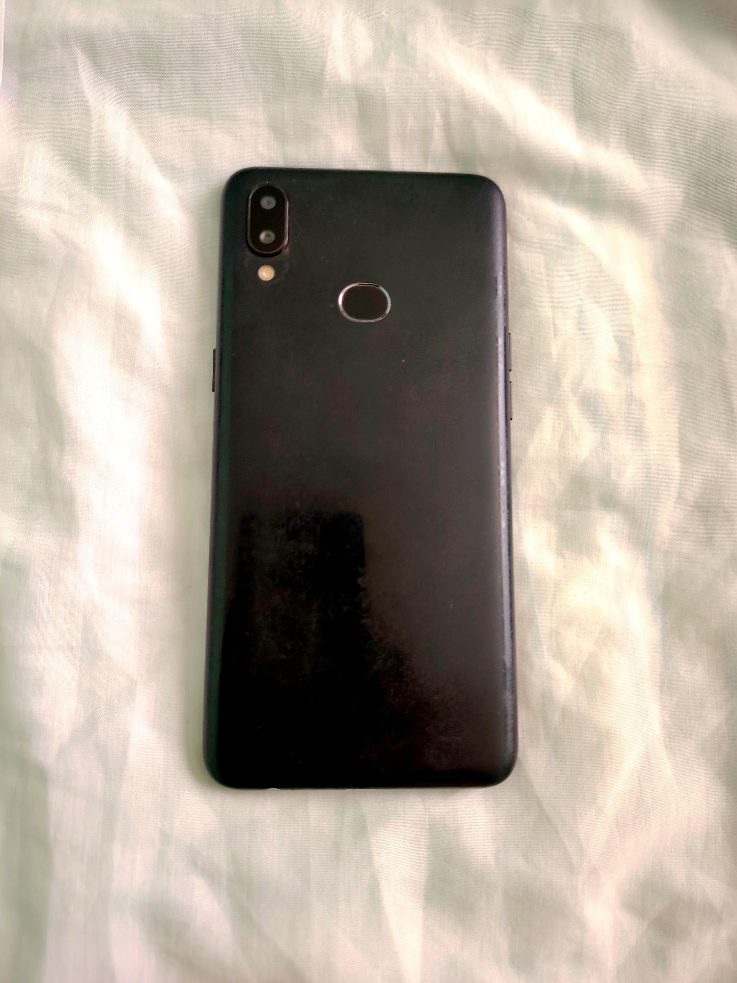 Samsung a10s sotiladi