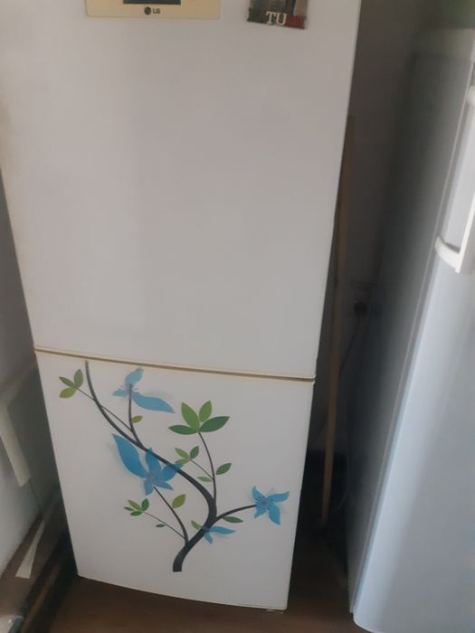 Холодильник. Продам