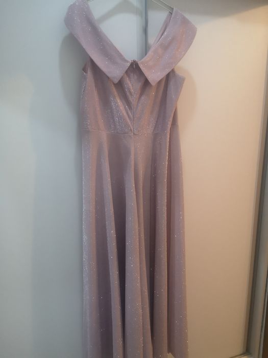 Официална рокля за повод