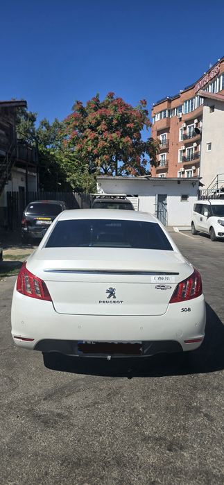 Peugeot 508 hybrid 2012