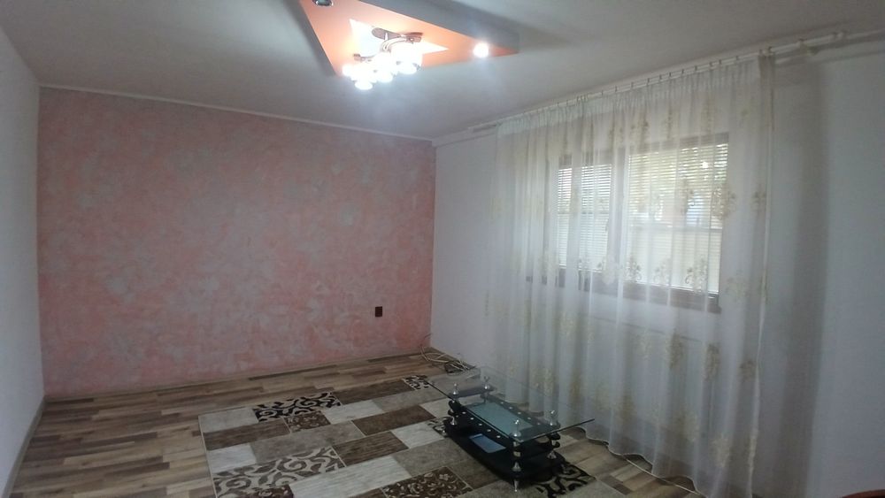 Casa cărămidă construita 2019, Decomandata, 250 m2, 5 camere , central