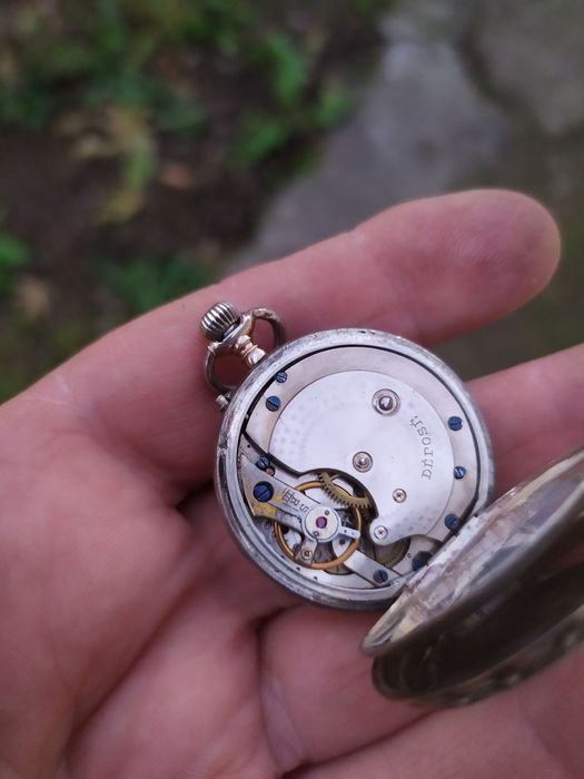 Стар сребърен джобен часовник