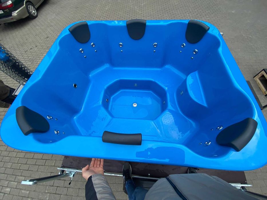 Ciubar mobil dreptunghiular pe remorca