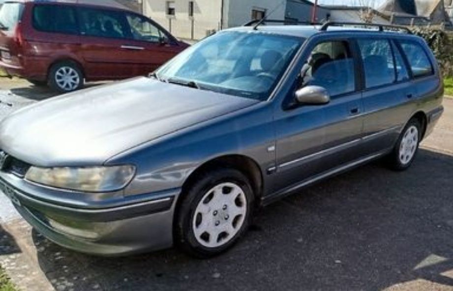 Dezmembrez Peugeot 406 Break 2004 2.0 Diesel HDI
