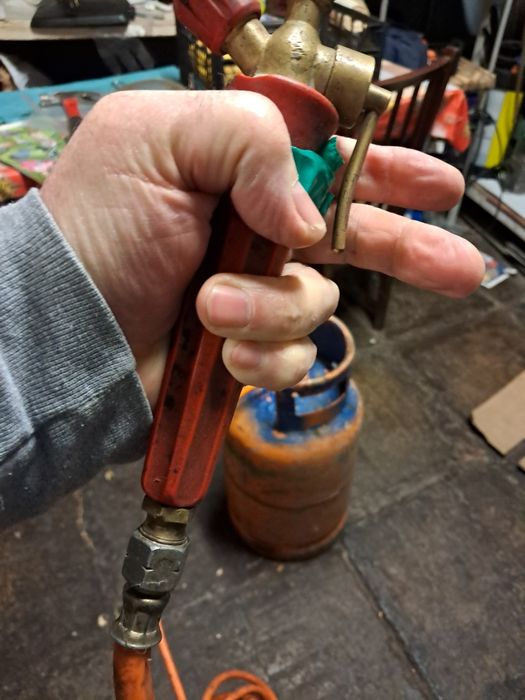 Vând butelie aragaz