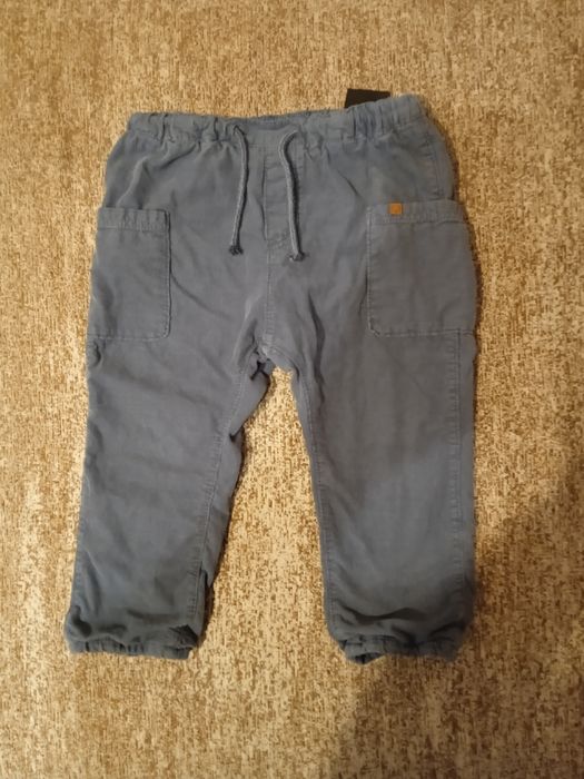 Продам отличные,детские брюки-2 шт.