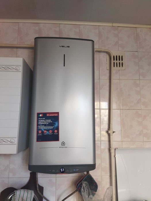 Продам Аристон 80 л