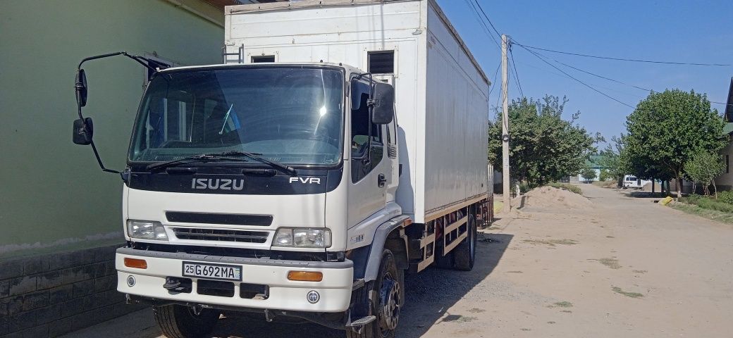 Isuzu 10 tonnalik