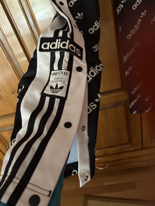 Addidas спортни панталони S размер