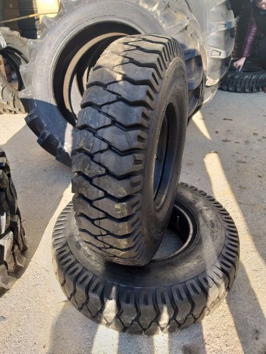 Cauciucuri noi remorca agricola 8.25-15 ARMOUR 14PR cu camera si talon