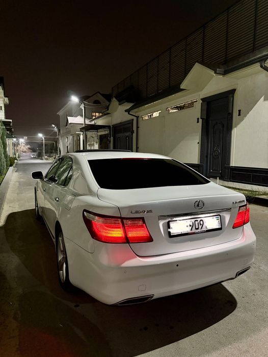 Продается Lexus Ls 460
