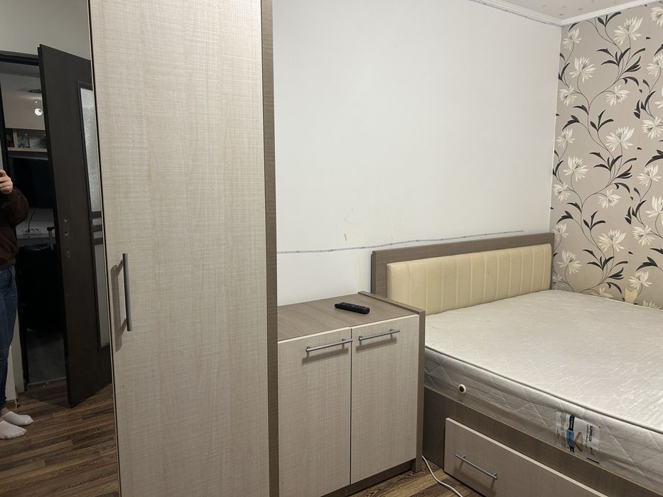 Inchiriez apartament