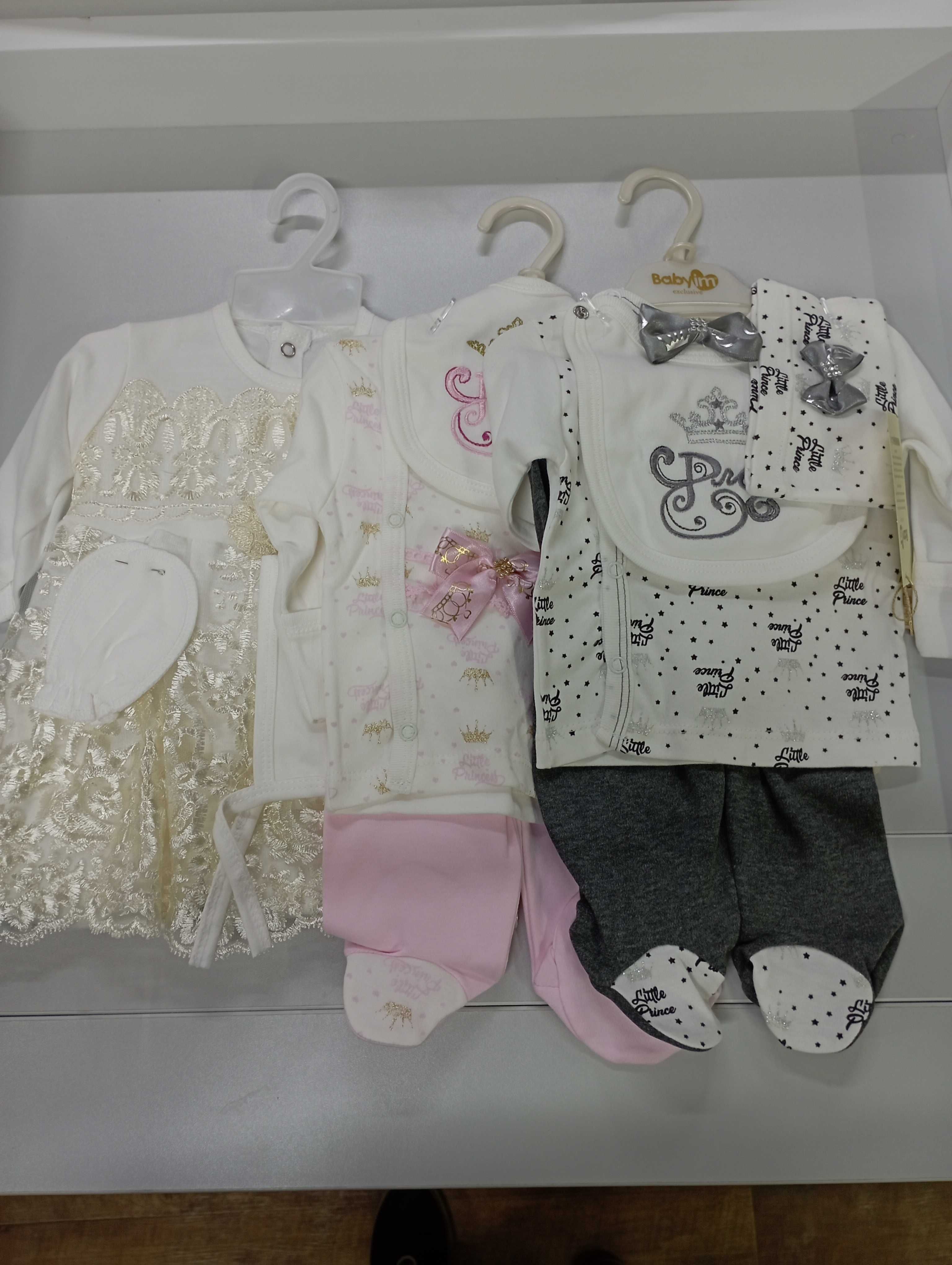 Конверт на выписку, одежда для новорожденных