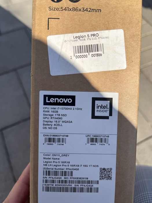 Legion Pro 5 - 16”i7-13700HX/32/4060/1TB