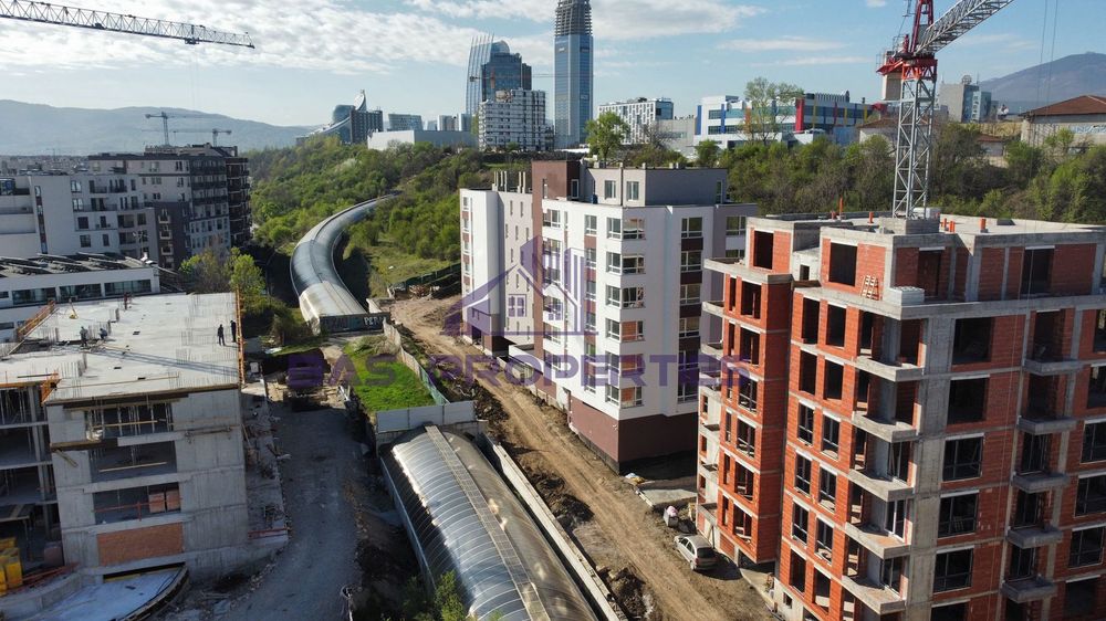 Продава се Тристаен апартамент в София, Дружба 2 - 94 кв.м за 3298 €/кв.м - Снимка #8