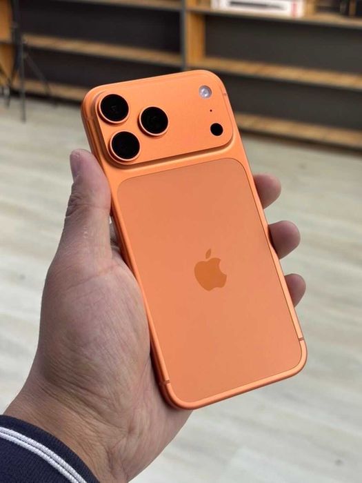 Iphone 17 PRO MAX  в корпусе XR