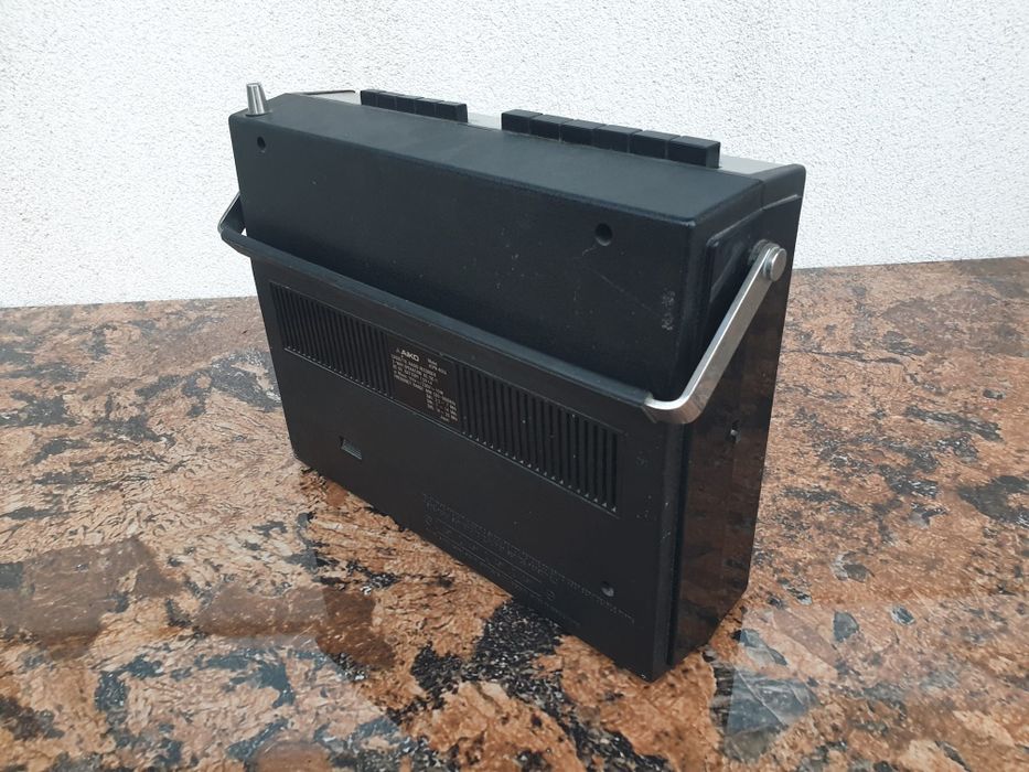 Radio Casetofon AICO model ATPR -401A  Made in Japan