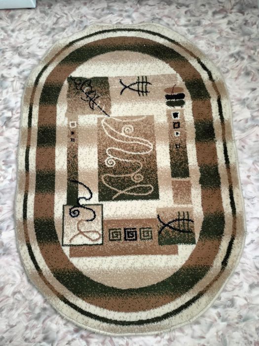 Коврик в хорошем состоянии