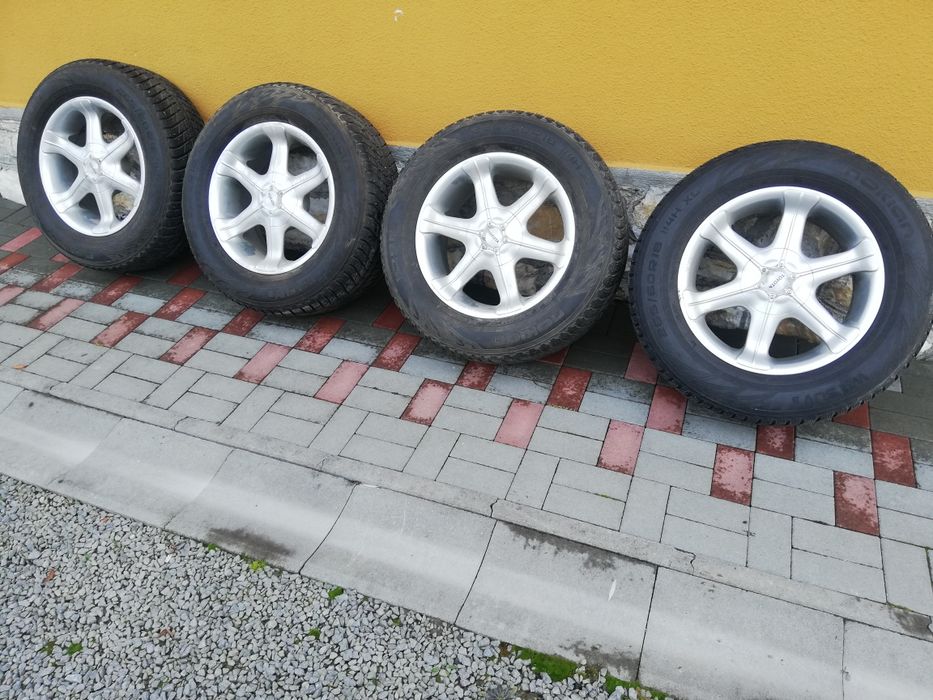 Potriveste pentru Toyota land cruiser sau Hilix