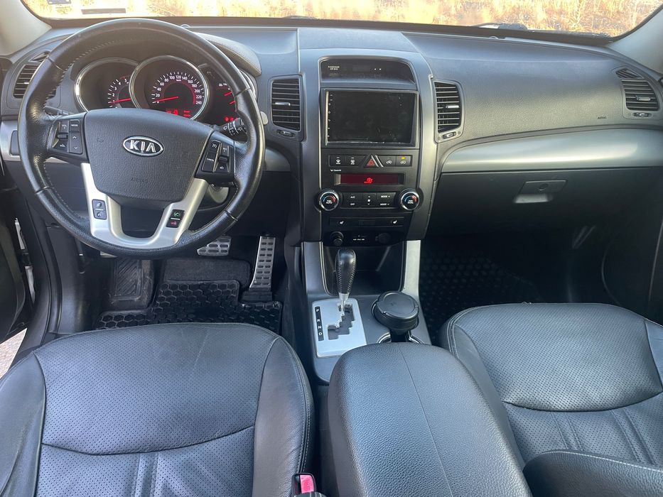 Kia Sorento 2.2CRDI 197 кс., 2011г., 4x4 автоматик, кожа, ел. седалки
