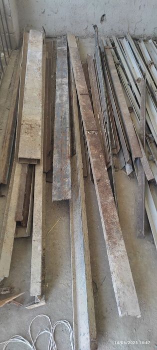 Qurilishga kerakli materiallar sotiladi