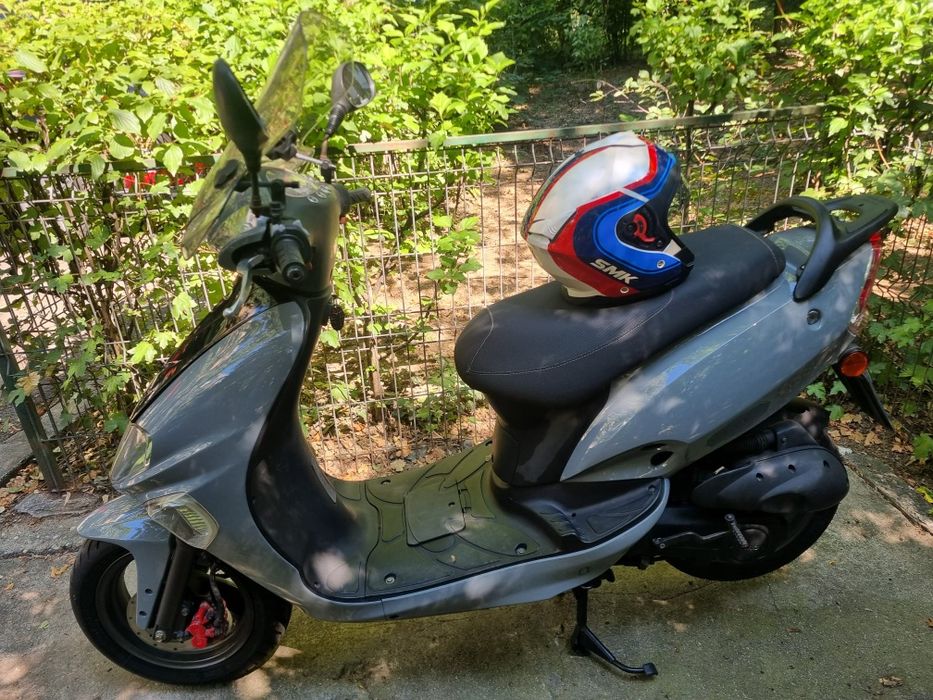 Scuter Kymco Vitality 50 2t 2017 Nardo grey 10.000 km import Germania