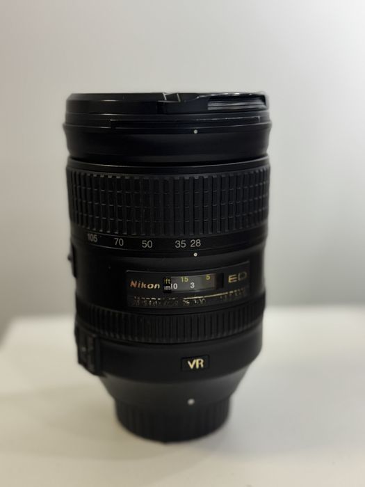 Obiectiv Nikon AF-S DX  18-300mm f/3.5-6.3G ED VR