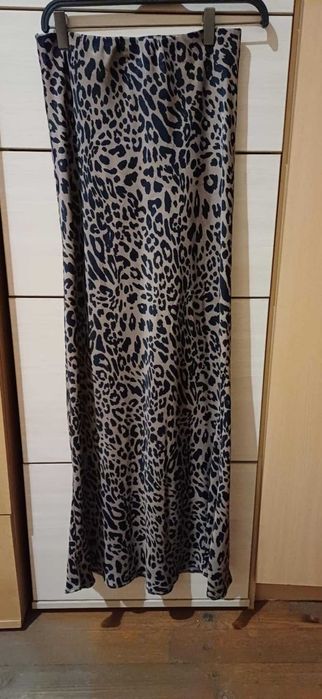 Макси пола леопардов принт, сатенена, марка Reserved