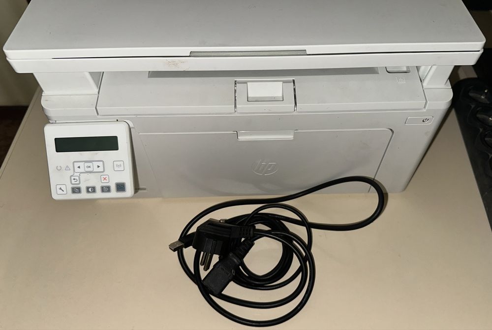 Продается принтер hp