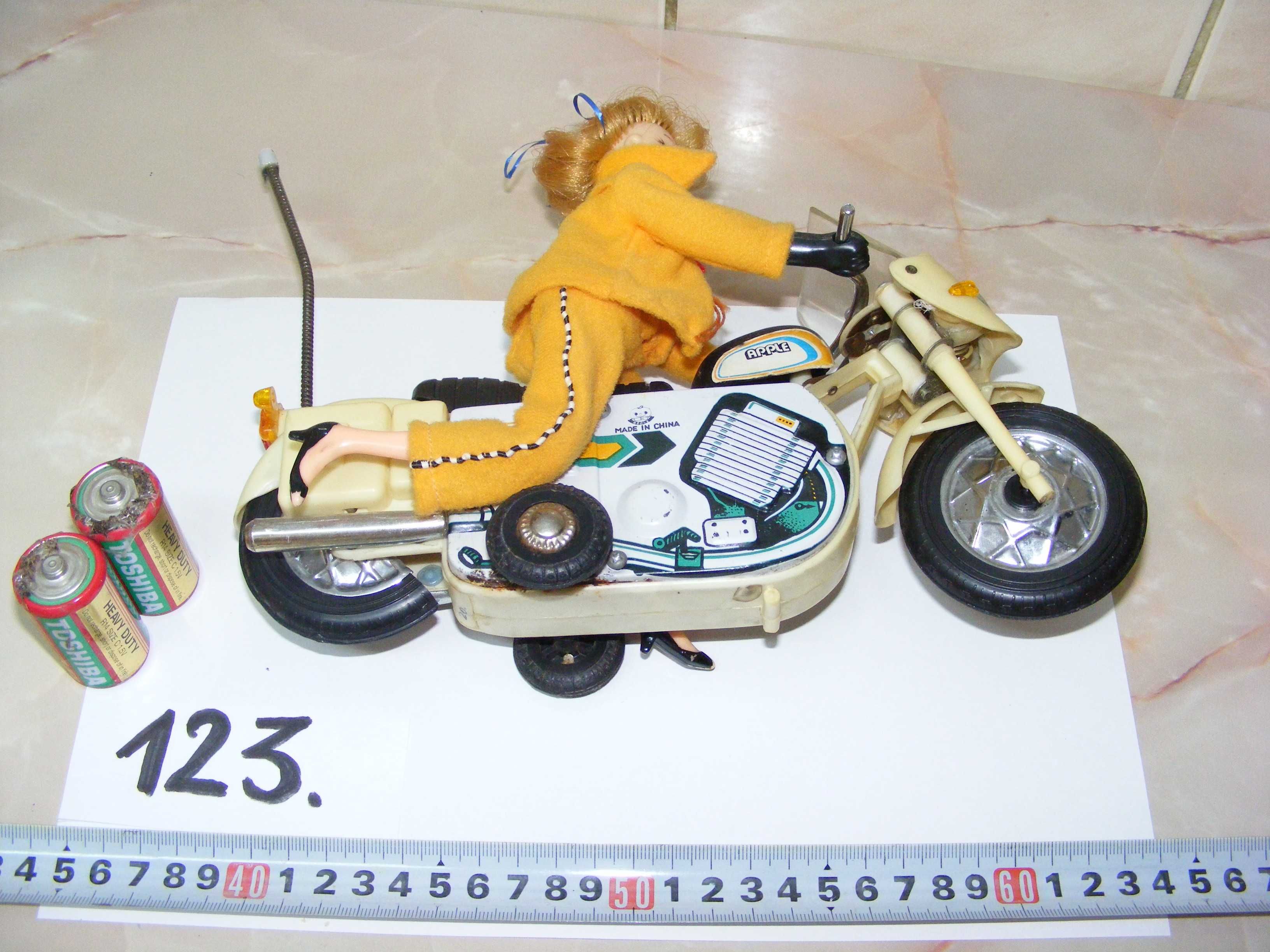 Motocicletă, electrică, anii 1970  (cod 123)