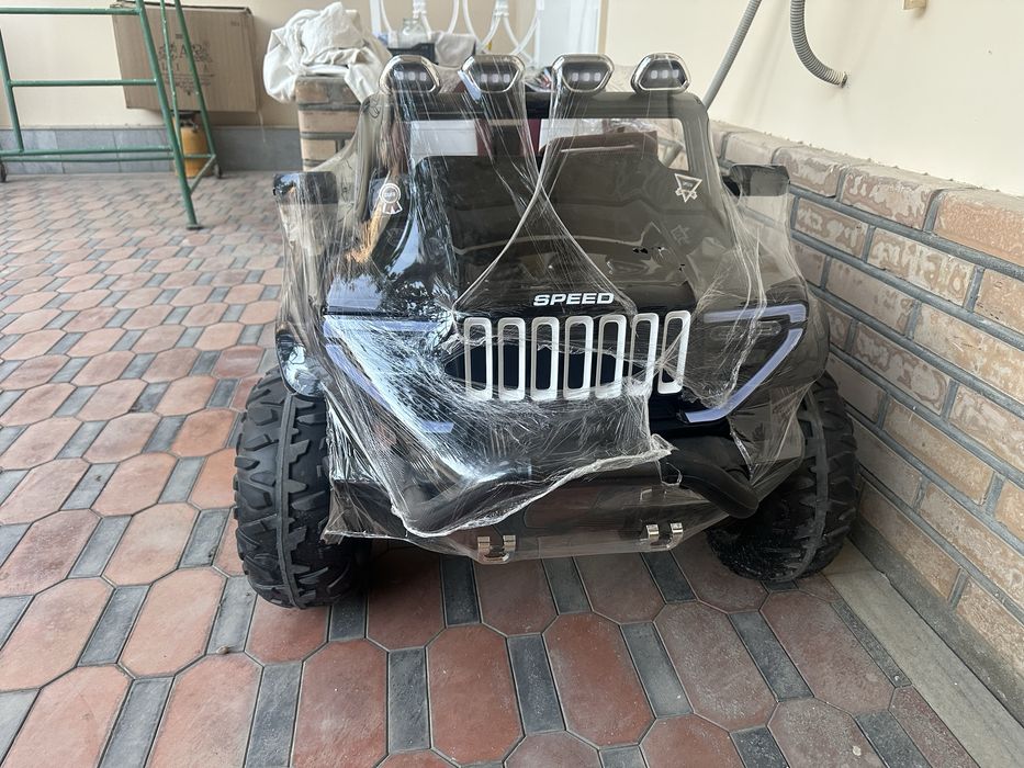 Детская машинка НОВАЯ