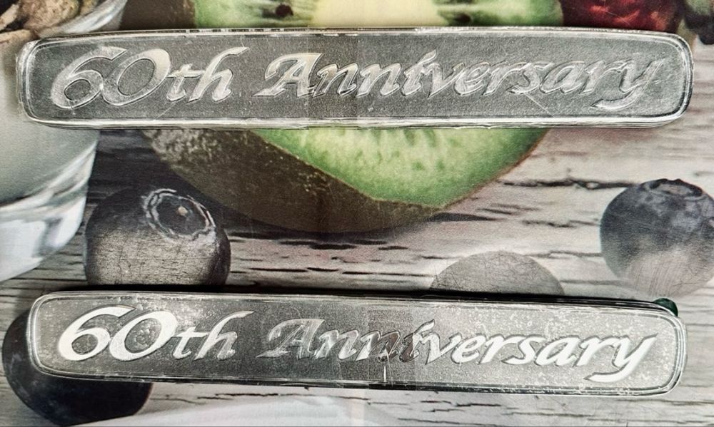 Юбилейная наклейка на Toyota Prado 150