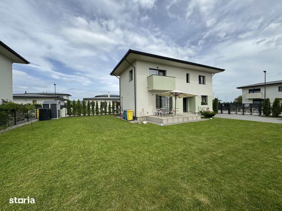 Vilă modernă de vânzare în Cristian | Construcție 2019 | Teren 500 mp