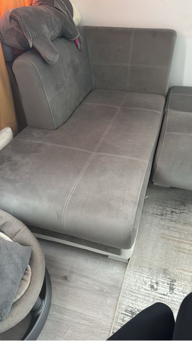 Vand canapea folosita