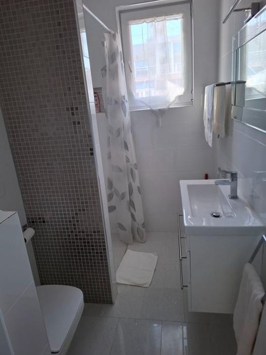 Дава се под наем Тристаен апартамент в София, Карпузица - 115 кв.м за 600 € - Снимка #8