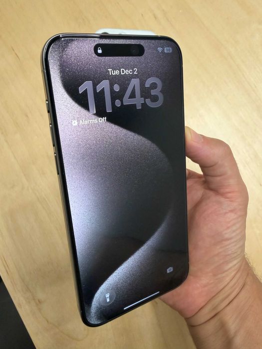 iPhone 15 Pro Max – Natural Titanium 256 GB – Отлично състояние